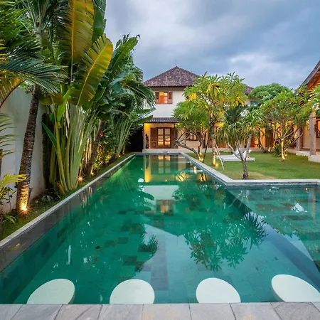 Villa Hanayaka Umalas